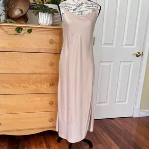 Cupcakes & Cashmere Soft Beige Garment